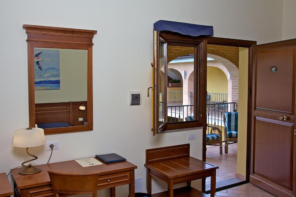 Hotel Ristorante Le Querciolaie Dei Ricci Fonteblanda Zimmer foto
